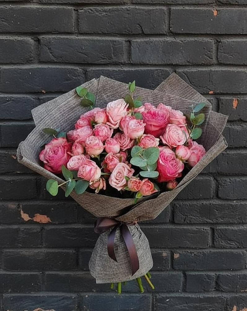 Букет цветов из: Розы в Краснохолм