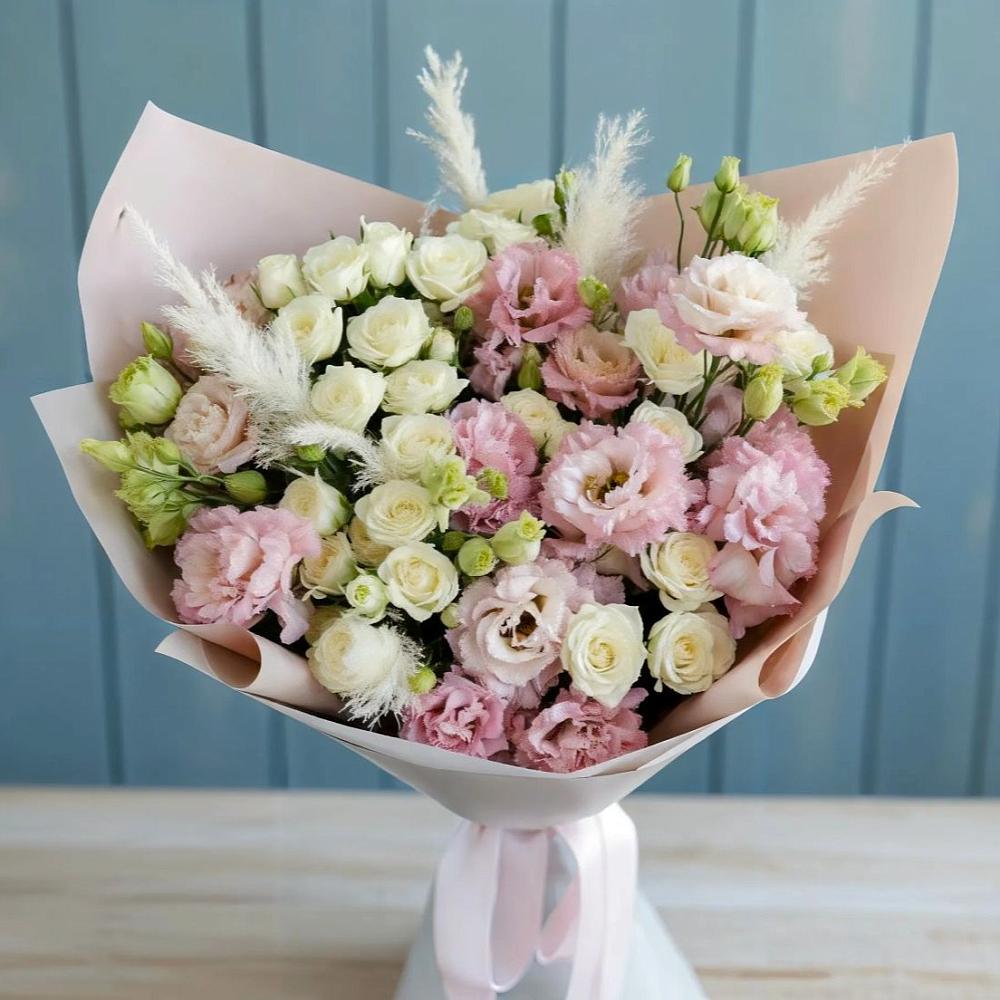 Букет цветов из: Альстромерии и Розы в Краснохолм