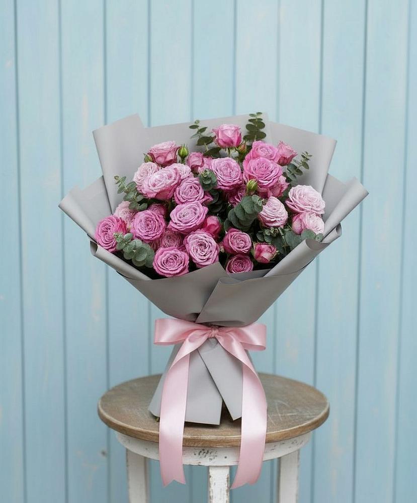 Букет цветов из: Розы в Краснохолм