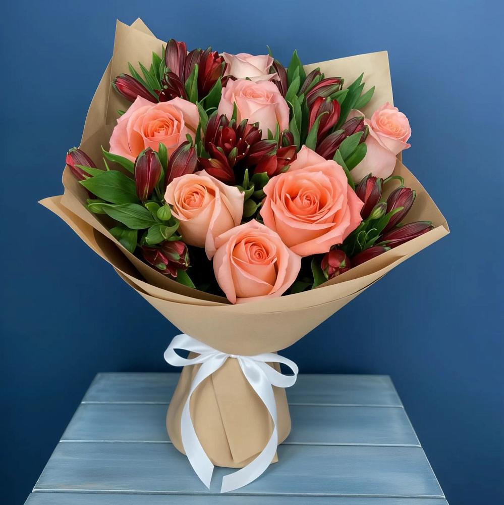 Букет цветов из: Розы и Альстромерии в Краснохолм