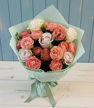 Букет цветов из:  Розы в Краснохолм