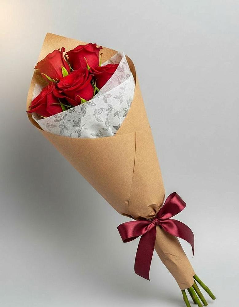 Букет цветов из: Розы в Краснохолм