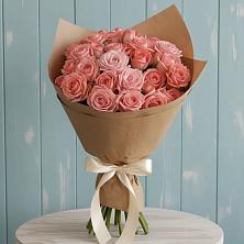 Букет цветов из:  Розы в Краснохолм