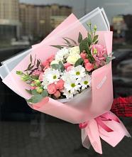 Букет цветов из:  Розы, Лизиантусы и Хризантемы в Краснохолм