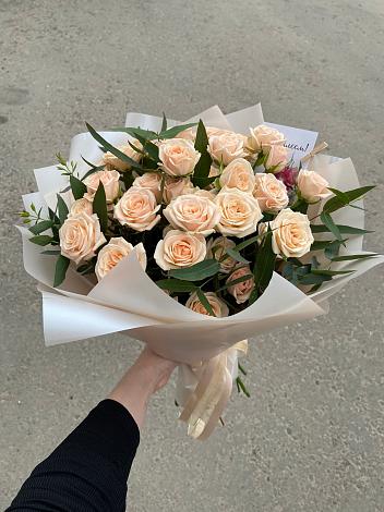 Букет Кремовые розы Латте в Краснохолм