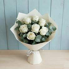 Букет Белые розы в Эвкалипте в Краснохолм