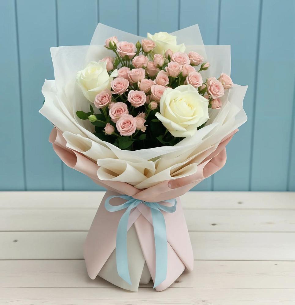 Букет цветов из: Розы в Краснохолм